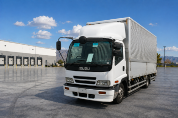 ISUZU FORWARD – WING VAN 21 FT / 6 WHEELER / 6 STUDS / FRONT - MOLYE / BACK - MOLYE / WIPERS - 2 / W - BACK BED